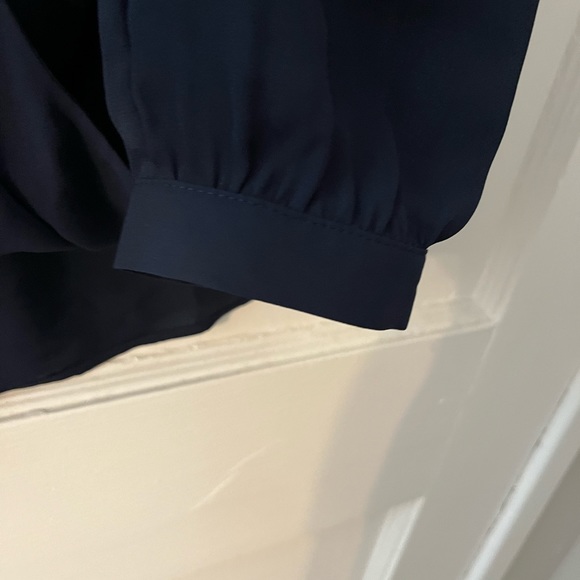 DANIELRAINN  BLUE LONG SLEEVE BLOUSE - Picture 4 of 7